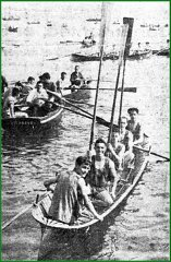 Batel de Kaiku gana en la Bahia de Santander. Anos 60.